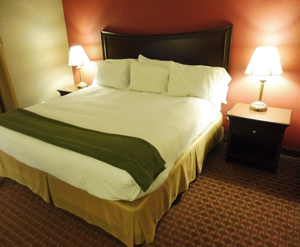 Quality Inn & Suites Owego Екстер'єр фото