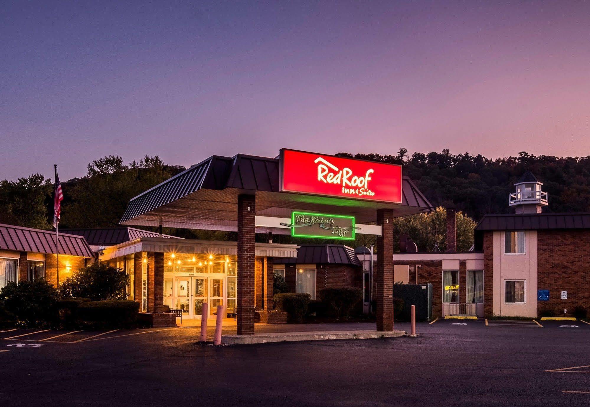 Quality Inn & Suites Owego Екстер'єр фото